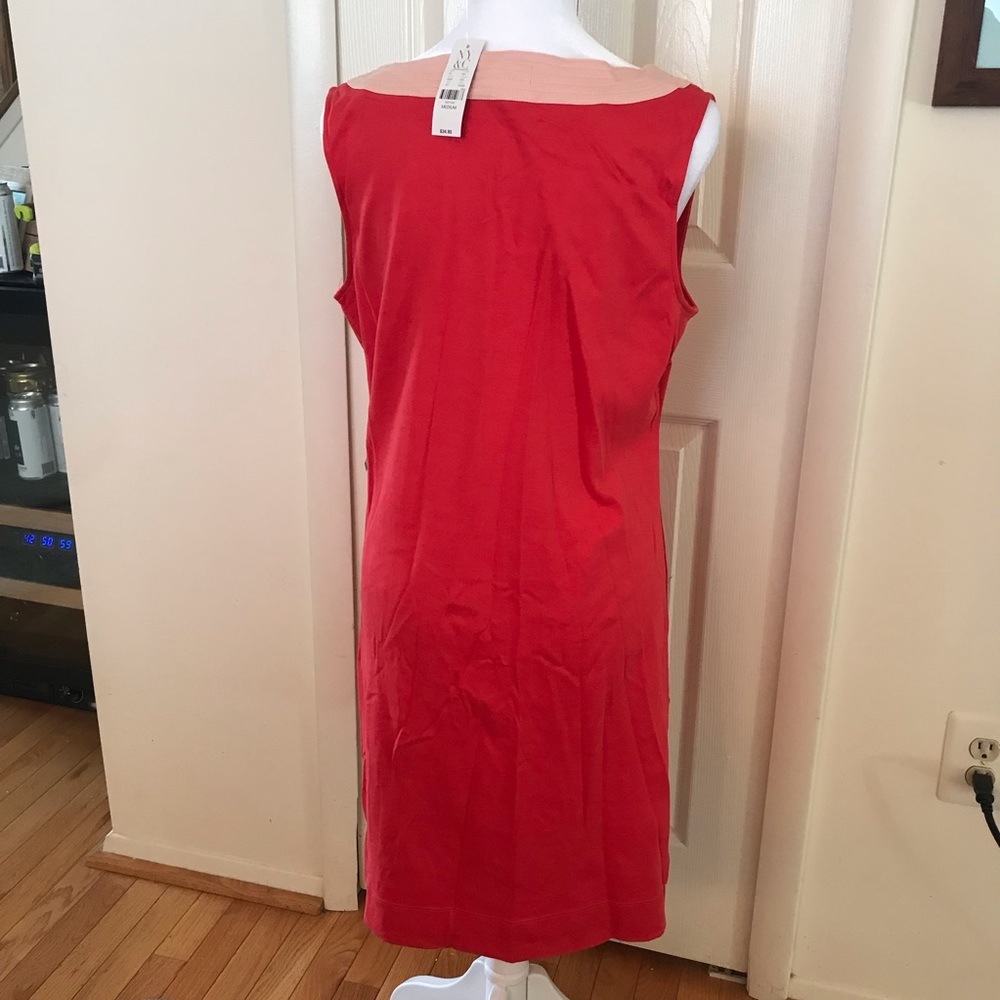 New York & Co Red split-neck shift dress, medium - Picture 2 of 4